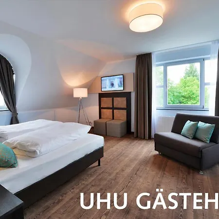 Uhu Garni Hotell