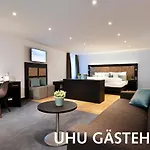 Uhu Garni Hotel 3*