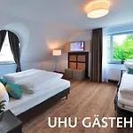 فندق Uhu Garni كولونيا