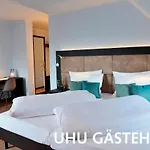 Uhu Garni