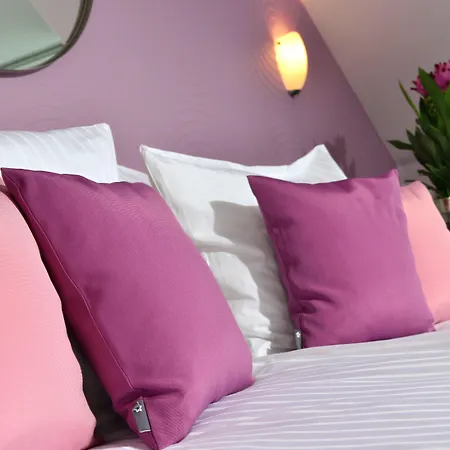 Hotel Uhu Garni Kolonia