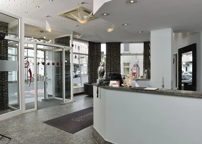 Hotel Uhu Garni Cologne