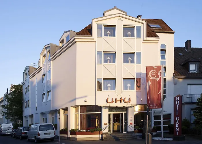 Uhu Garni 3* Cologne