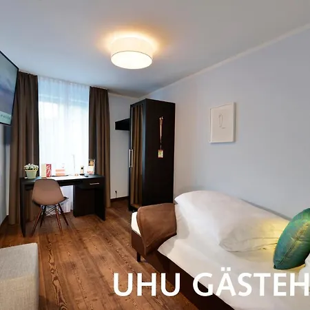 Uhu Garni Hotel Kolonia